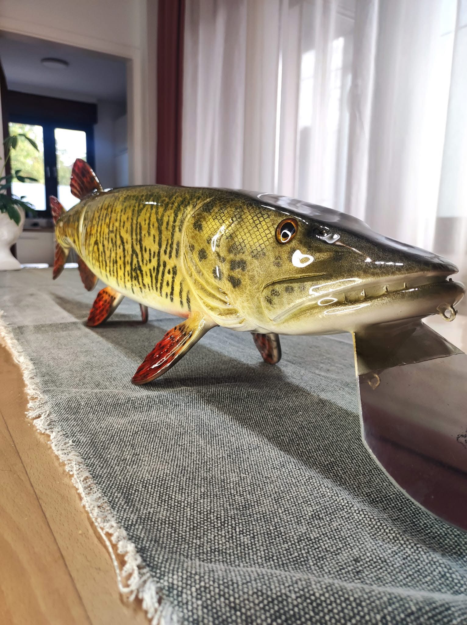 Mega Musky 31in - Image 11